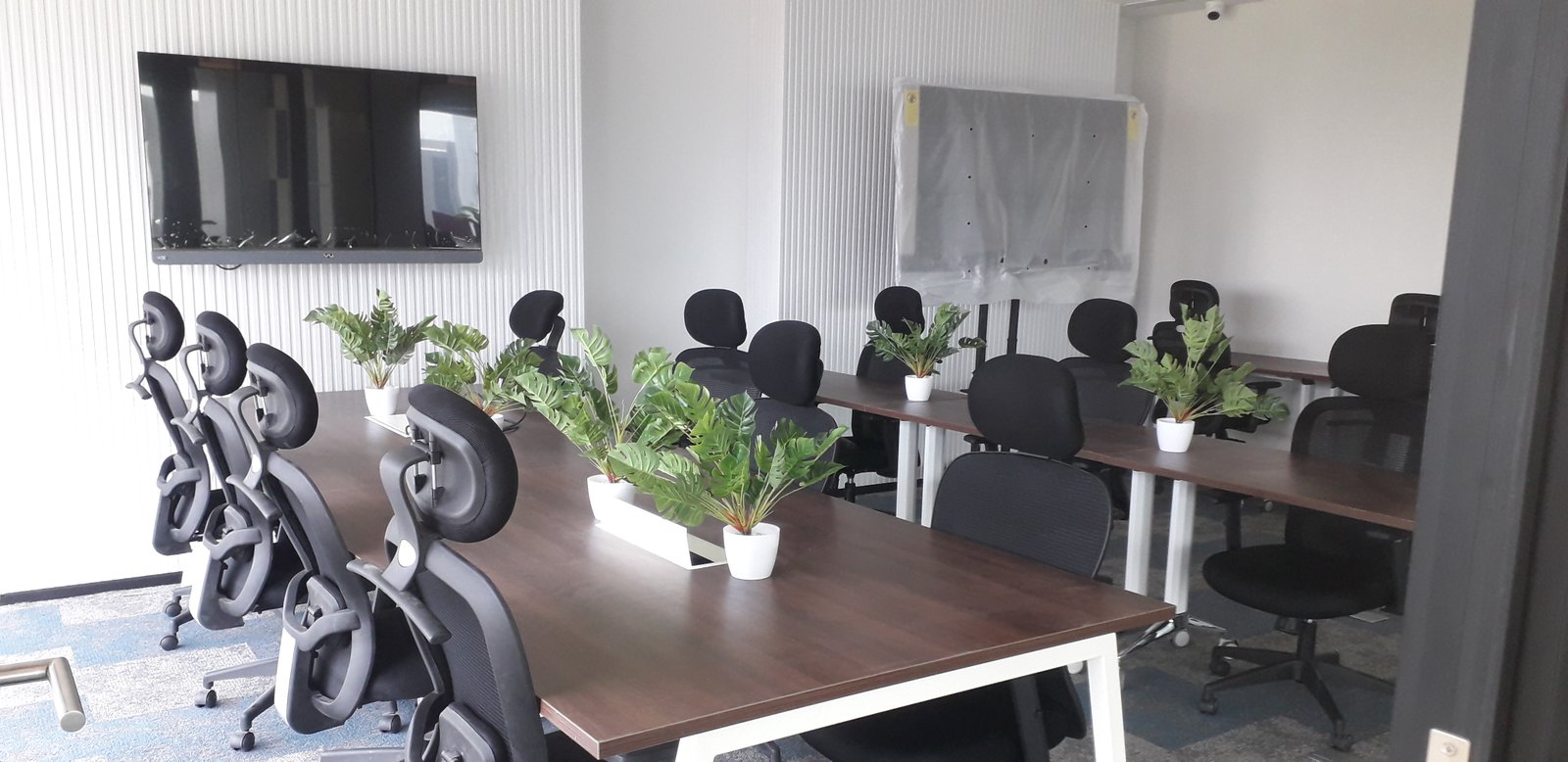 EsziWorkN BKC Office